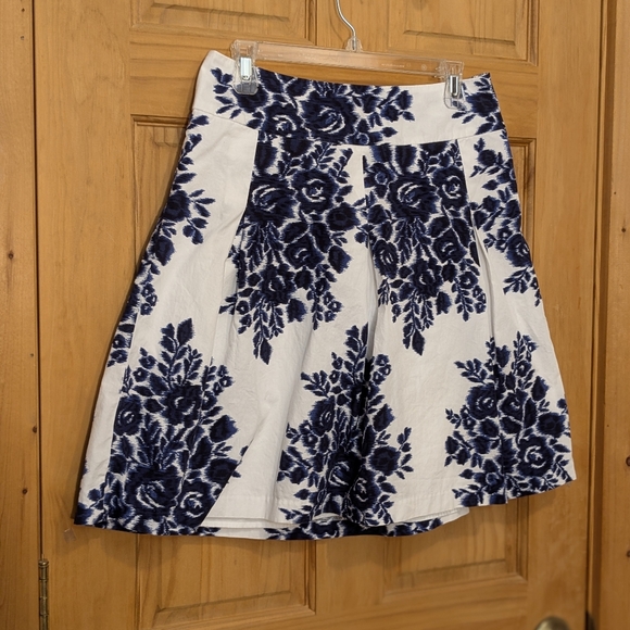 Talbots Skirt 8P Blue White Floral Pleated A-Line Lined Casual Preppy Cotton - Picture 2 of 11